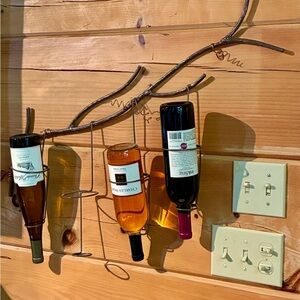 Artistic Metal Wine Holder